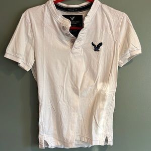 American eagle AEO XS Extra small white HENLEY vintage fit 100% cotton